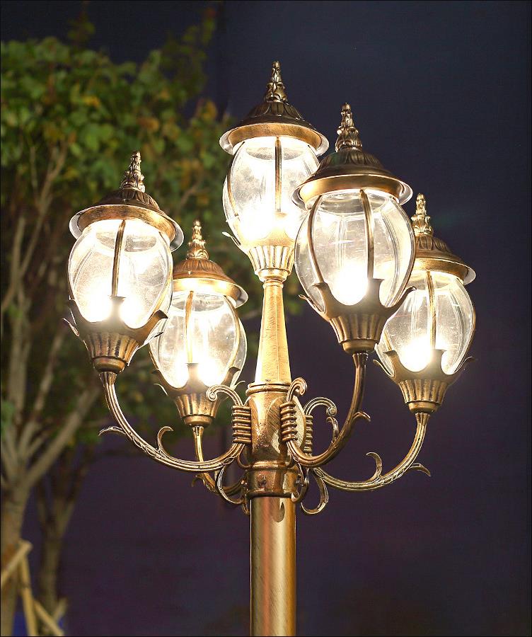 Нов дизајн за надворешна декорација Гарден уличен ламп пол